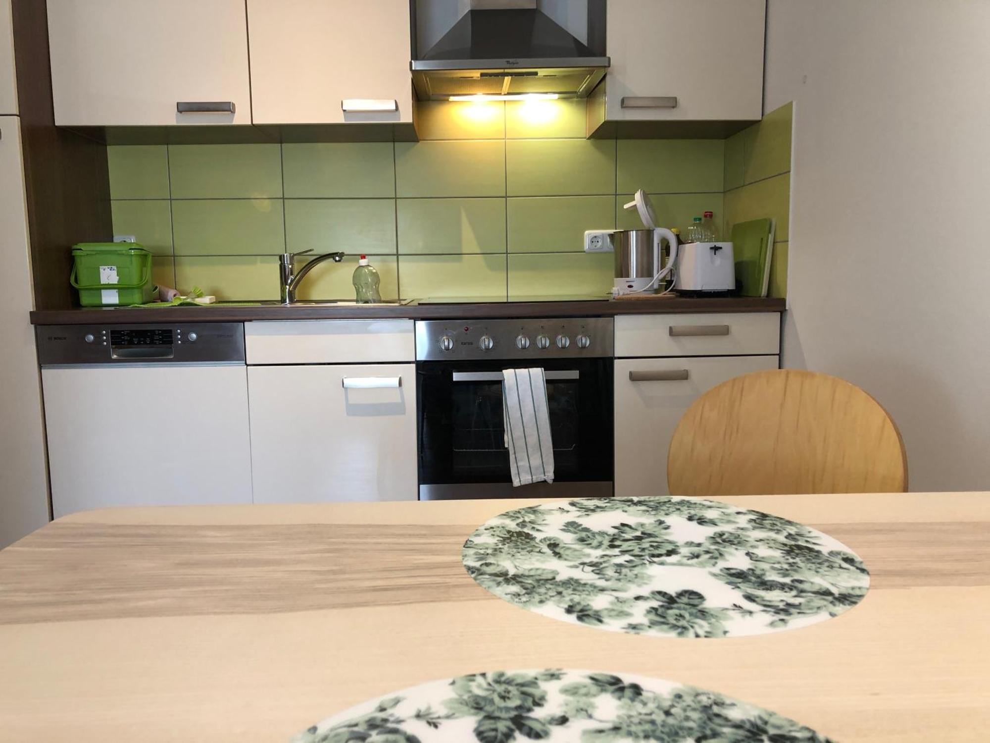 Fuer Aktive Reisende Mein Aparthotel Ochsenfurt Mit Terrasse, Ideal For Long Stay, Relocation Exterior photo